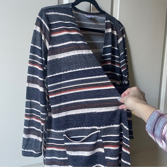 NWOT LulaRoe Striped Open Kimono Medium - Picture 3 of 5